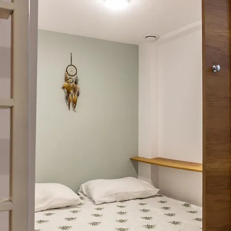 Kapsül Otel Kapsul Avlonya