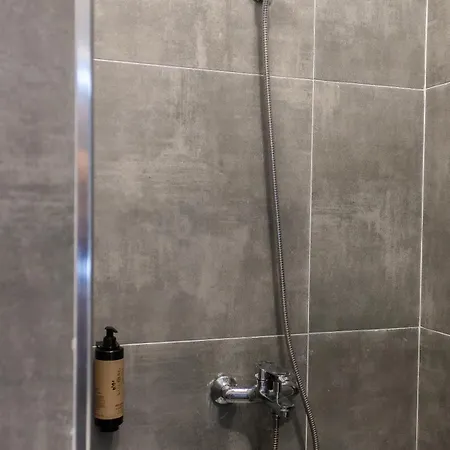 Capsule hotel Kapsul *