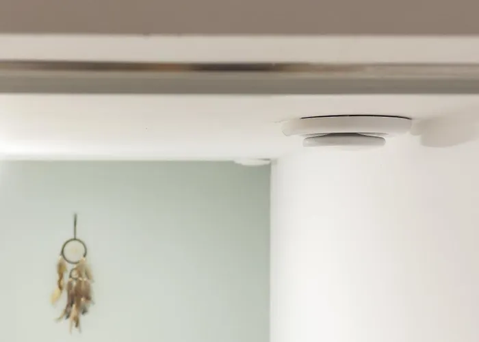 Kapsul カプセルホテル *