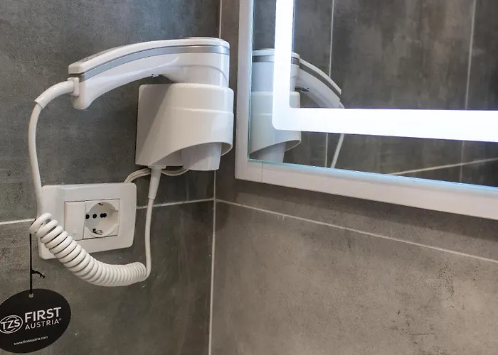 カプセルホテル Kapsul